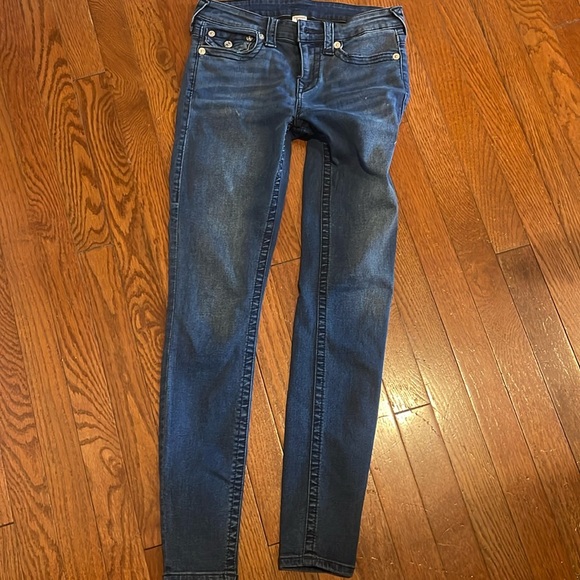 True Religion skinny jeans size 28. Fit like a size 2. Very cute! - Picture 1 of 5